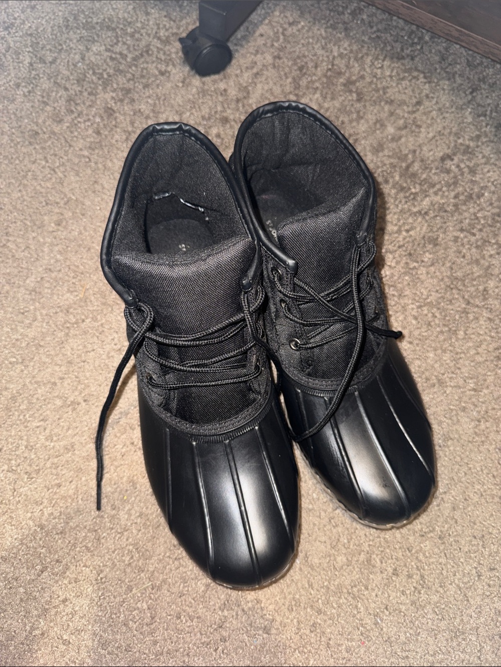 St. John's Bay Black Duck Booties